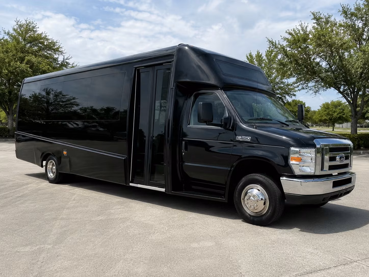 18 passenger minibus