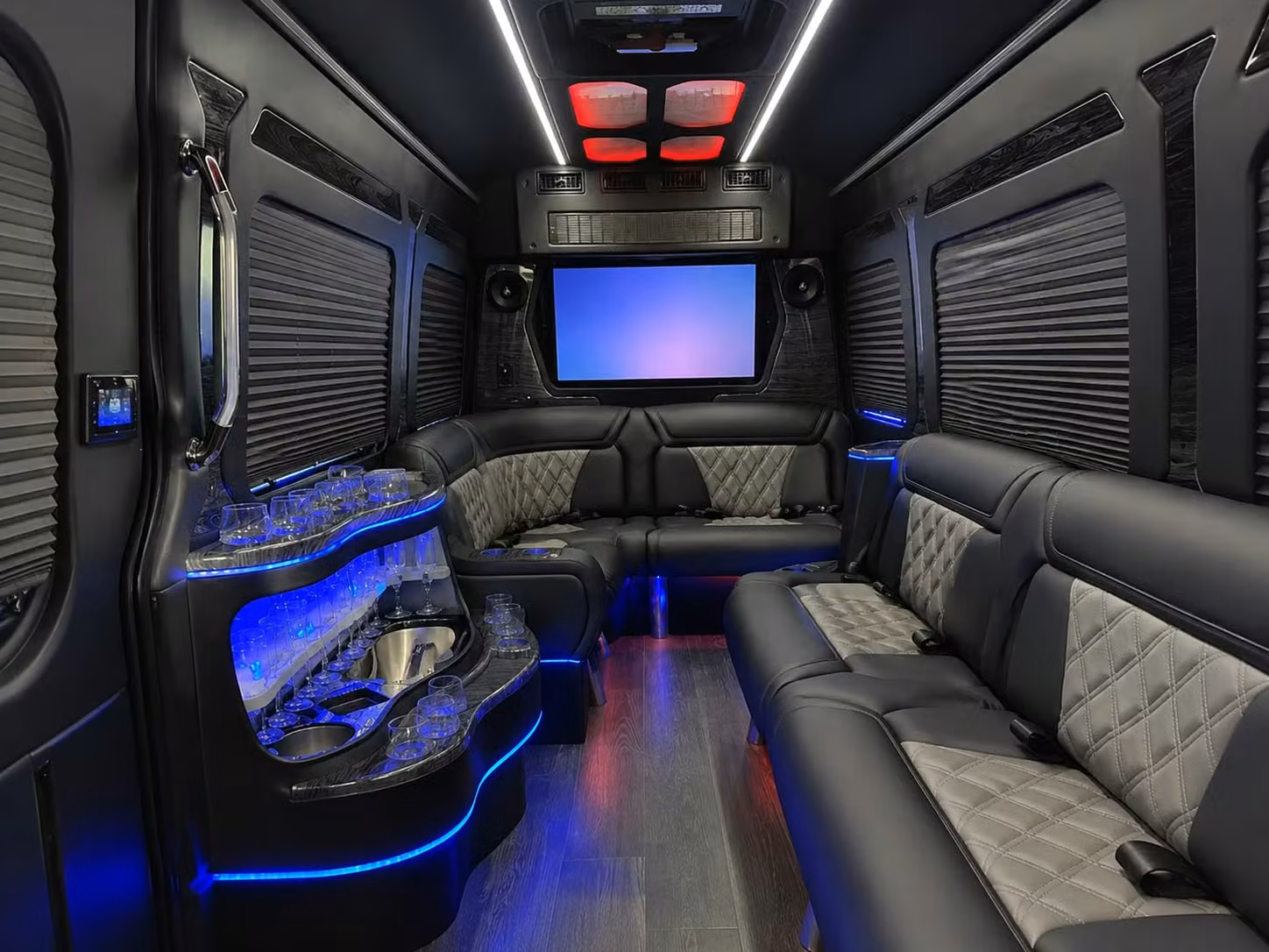 finding the right bus size for your garland airport group has never been easier