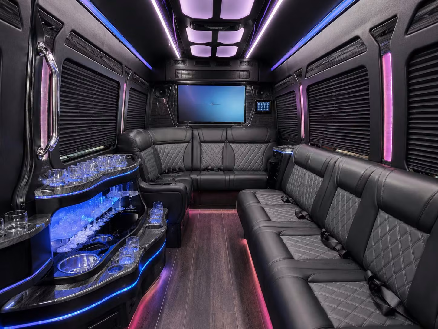 it s easy to book a garland airport shuttle for groups of any size